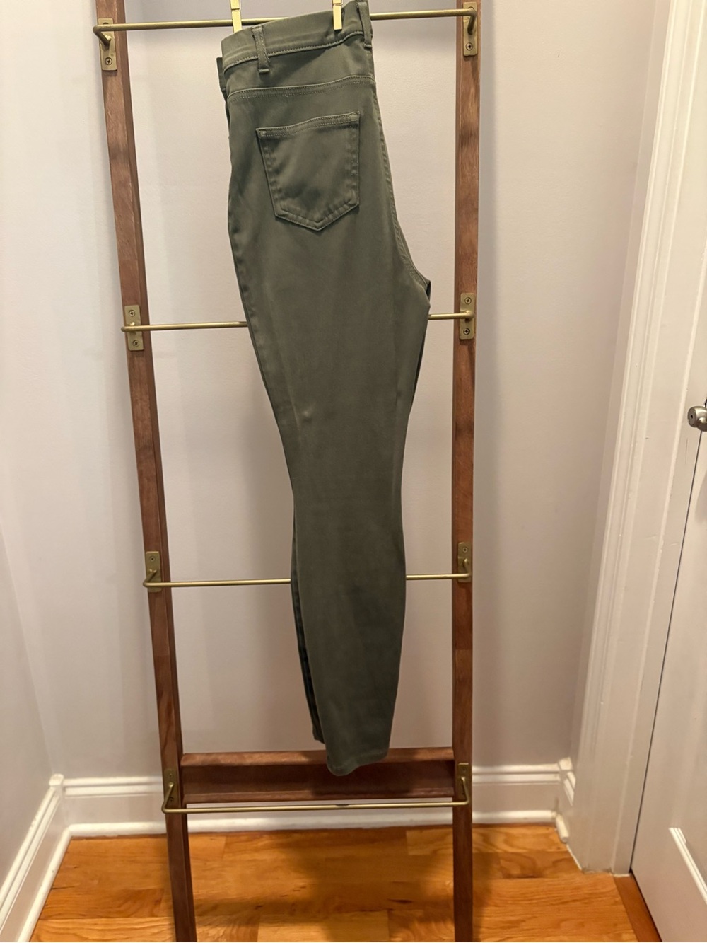 Time and Tru Olive Green Women’s Jeans